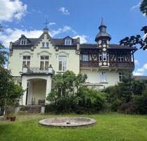 Provisionsfrei Villa mit Nebengebäude und Parkähnlichen Garten - Erpel