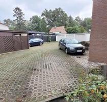 Stellplatz (außen) auf abgeschlossenen Grundstück - Hohen Neuendorf