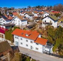 Zweifamilienhaus mit zwei Wohneinheiten, 215 m² – Regen