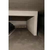 Tiefgaragenstellplatz in der Goethestraße 10-12-14 zu vermieten - Ergolding