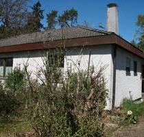 Bungalow mit Potential in ruhiger Lage in Laaber-Waldetzenberg