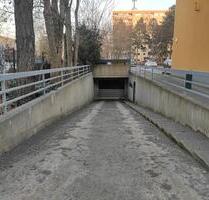 Tiefgaragenstellplatz ab sofort - Berlin Spandau