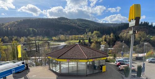 Foto - Pavillon Gewerbe Immobilie Büro in Titisee-Neustadt zu vermieten.