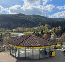 Pavillon Gewerbe Immobilie Büro in Titisee-Neustadt zu vermieten.
