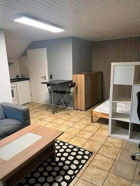 Foto - 1 Zimmer Dachgeschoßwohnung zur Miete in Neustadt an der Weinstraße