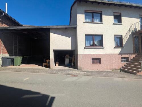 Foto - Älteres Haus mit Charme und Potenzial zu verkaufen