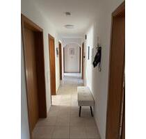 Mietwohnung - 950,00&nbsp;EUR Kaltmiete, ca.&nbsp; 100,60&nbsp;m&sup2; in Neunkirchen am Brand (PLZ: 91077)