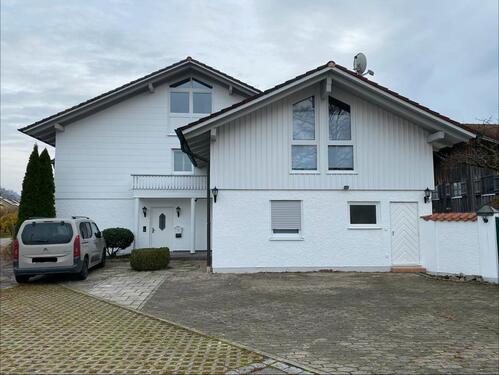 Foto - Einfamilienhaus (neu renoviert) zur Miete - ruhige Wohnsiedlung