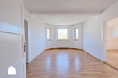Foto - Charmante Altbauwohnung – 4 Zimmer im 4. Obergeschoss!