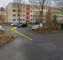 Fester PKW-Stellplatz auf Privatparkplatz, Mozartstr., Elmshorn - Kölln-Reisiek