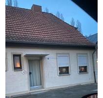 Gemütliches Haus zu verkaufen - 250.000,00&nbsp;EUR Kaufpreis, ca.&nbsp; 122,00&nbsp;m&sup2; in Gronau (Westfahlen) (PLZ: 48599)