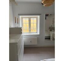 Süßes WG Zimmer im schönen Westindienspeicher - Flensburg