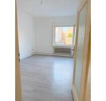 2 Zimmer Wohnung 62qm 1.12. Hochparterre Altbaudecken - Hannover Ahlem-Badenstedt-Davenstedt