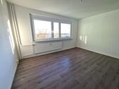 Foto - Frühlingsgefühle in deiner neuen Wohnung am grünen Außenring