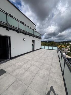 Foto - Erstbezug - Barrierefreie Wohnung mit großzügiger Dachterrasse