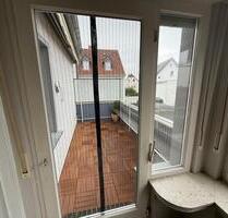 Hochwertig möbilierte 3 bzw. 4 Zimmer Wohnung mit Gartennutzung - Detmold