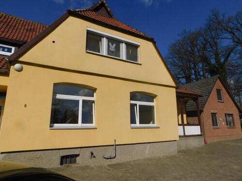 Foto - Vier Zimmer Wohnung - 600,00&nbsp;EUR Kaltmiete, ca.&nbsp; 110,00&nbsp;m&sup2;