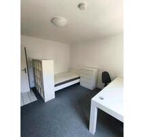 Zimmer in einer 4er Flurgemeinschaft zu vermieten in Stuttgart