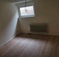 NEU SANIERTE WOHNUNG WOHNGEMEINSCHAFT 3 SCHLAFZIMMER 1 WOHNZIMMER - Limburg an der Lahn