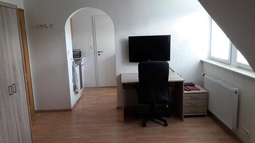 Foto - Für Berufs-Wochenendpendler, 1-Zimmer-Appartement, Köln-Süd