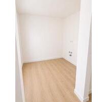 1-Zimmer Wohnung - Erstbezug - 330,00&nbsp;EUR Kaltmiete, ca.&nbsp; 39,00&nbsp;m&sup2; in Etzenricht (PLZ: 92694)