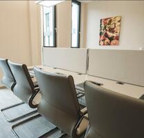 Flexibler Co-Working Hotdesk am BER Flughafen während der Geschäftszeiten - Schönefeld