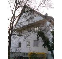 Gepflegte zentrumsnahe 3 Zimmer Wohnung mit EBK & Tageslichtbad - Böblingen