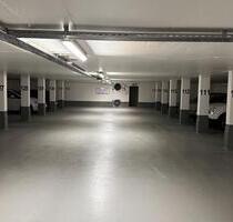 Tiefgaragenstellplatz nähe Flughafen – frisch renoviert - Stuttgart Birkach