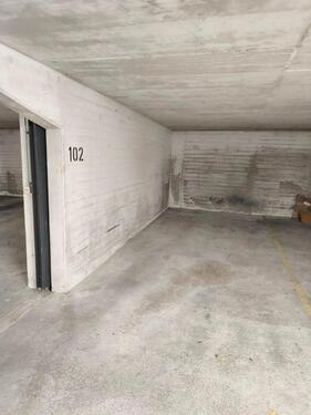 Foto - 2 Tiefgaragenstellplätze Nähe PEP je 80 EUR auch einzeln