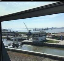 Großzügige, helle 4 Zimmerwhg. - Wohnen wo andere Urlaub machen - Bremerhaven Mitte