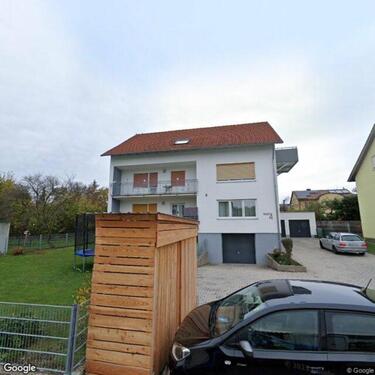 Foto - Attraktive 5-Zimmer-Wohnung mit Balkon und EBK in Kümmersbruck