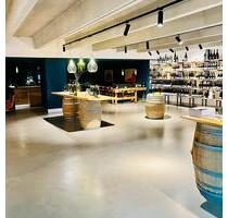 Laden mit großem Lager - 4.130,00&nbsp;EUR Kaltmiete, ca.&nbsp; 4,70&nbsp;m&sup2; in Würzburg (PLZ: 97072) Sanderau