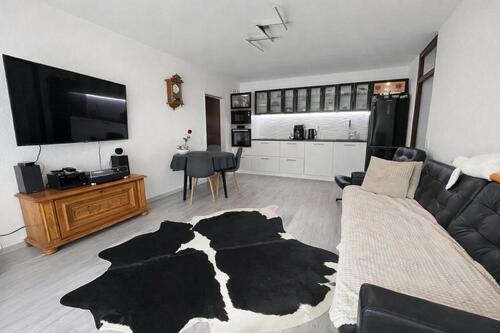 Foto - Attraktive 3-Zimmer-Wohnung mit Balkon, Aufzug und Tiefgarage