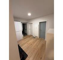 Schöne Wohnung zur Miete - 1.050,00&nbsp;EUR Kaltmiete, ca.&nbsp; 90,00&nbsp;m&sup2; in Schwerin (PLZ: 19061) Gartenstadt