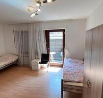Apartment WG-Zimmer ( Hausmeister- & Reinigungstätigkeit) - Zirndorf