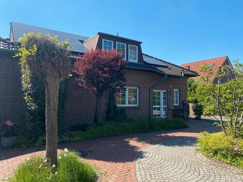 Foto - Einfamilienhaus mit PV-Anlage und Wallbox in Meerbusch Osterath