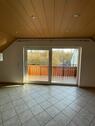 Foto - Ruhige 3-Zimmer-Dachgeschosswohnung am Wald
