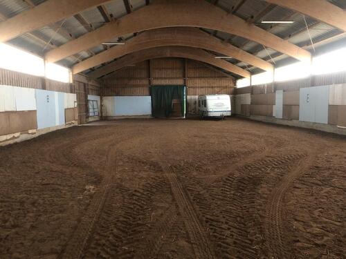 Foto - Stellplatz für Wohnmobil und PKW zu vermieten