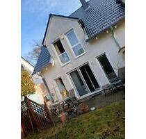 Doppelhaushälfte in 58300 Wetter, trotz ruhiger Lage zentral - Wetter (Ruhr)