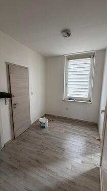Foto - 3 Zimmer Wohnung 1 Etage - 700,00&nbsp;EUR Kaltmiete, ca.&nbsp; 75,00&nbsp;m&sup2;