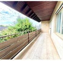 Exklusive 4-Zimmer-Wohnung in Niederrodenbach - Feldrand