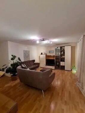 Foto - Sonnige 3-Zimmer-Wohnung mit Terrasse & Gartennutzung