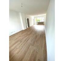 Tolle 3 Z Wohnung mit Balkon auf der Königstraße! - Krefeld Gellep-Stratum