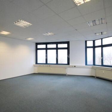 Foto - Zentral gelegene Gewerbefläche Lager Werkstatt mit Büro