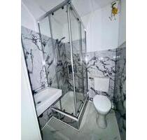 Modernisierte 2 Zimmer Wohnung in sehr zentraler Lage ab 01.02.2026 frei - Bochum Günnigfeld