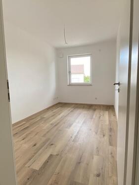 Foto - 3 Zimmer Etagenwohnung in Alteglofsheim