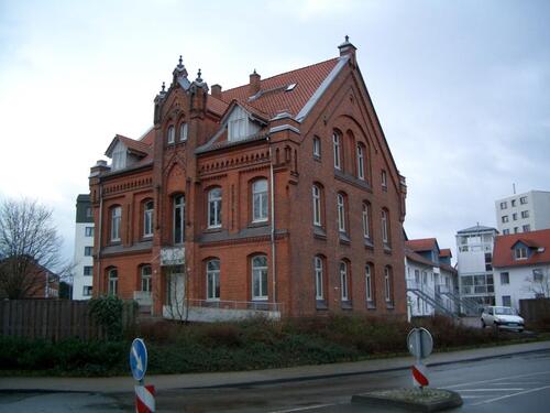 Foto - Moderne Büro- Praxisfläche im ehemaligem Herrenhaus