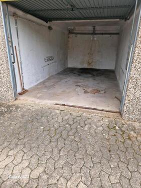 Foto - GARAGEN MIETUNG - 100,00 EUR Miete,