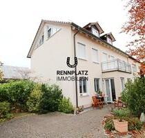 Großzügige 4,5-Zimmer-Wohnung mit zwei Balkonen, Terrasse und EBK in Regensburg-Nord. Frei.