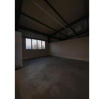 Vermiete Stellplätze Hallenplatz für Auto Motorrad - Eppingen